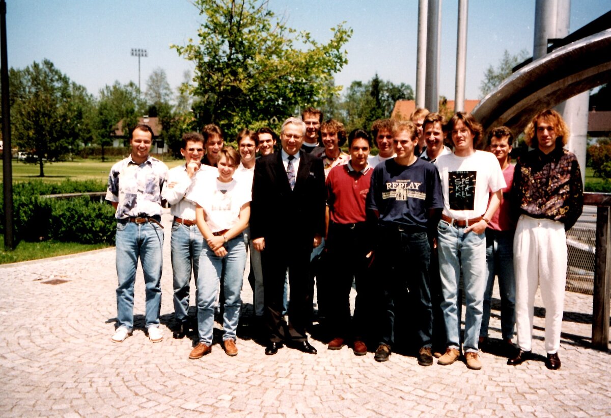 1992 Start des erstern Studiengang FA mit BM Erhard Busek | © FHV