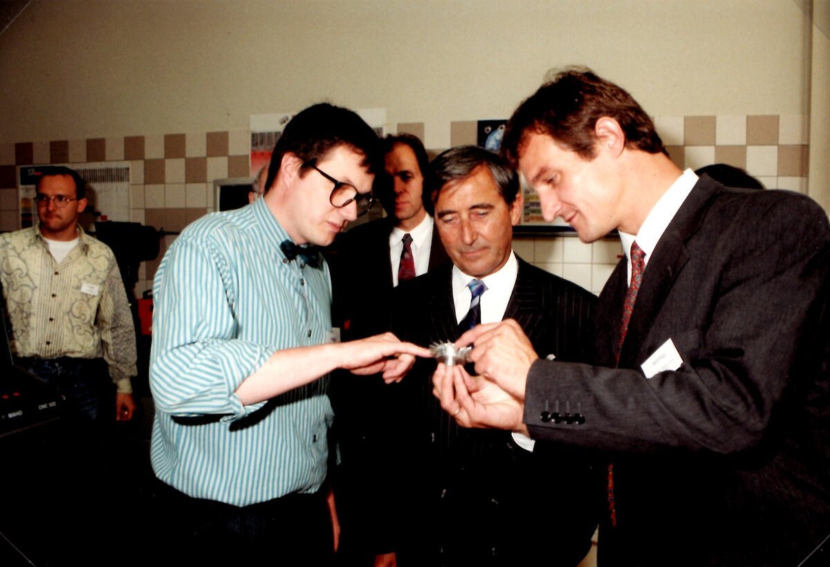 Hochschullehrer Johannes Steinschaden, Landeshauptmann Martin Purtscher, Geschäftsführer Markus Linhart (v.l.n.r.) | © FHV