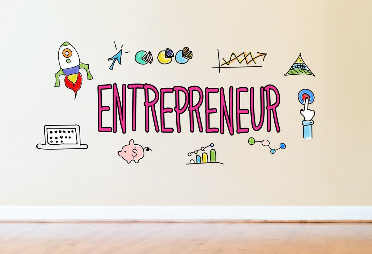 das Bild zeigt in Grossbuchstaben das Wort "ENTREPRENEUR" | © Adobe Stock - Martin Dobler