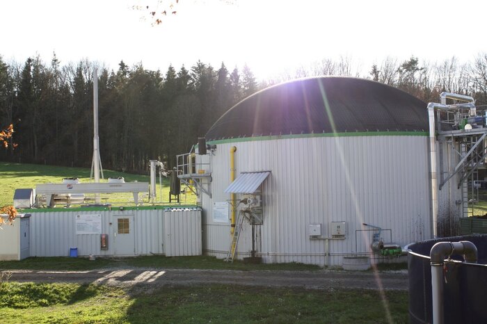 Biogasanlage im Freien | © Markus Preißinger